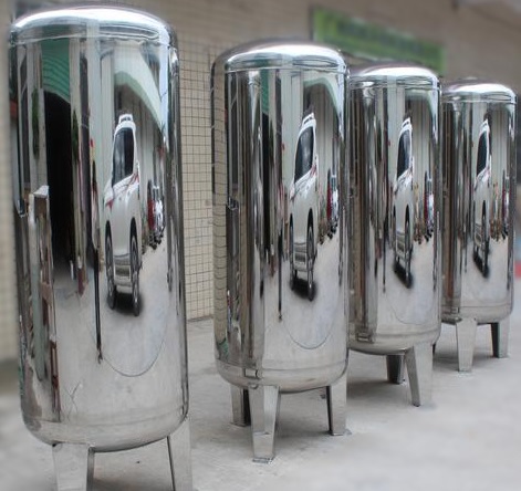 水產(chǎn)養(yǎng)殖水質(zhì)凈化與仿玻璃鋼過(guò)濾器重要性